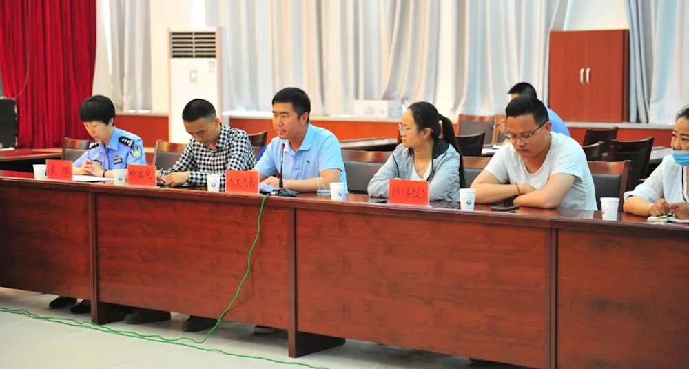 e1b535a893eb4f7e9f899985d68a7fc5.png e1b535a893eb4f7e9f899985d68a7fc5.png