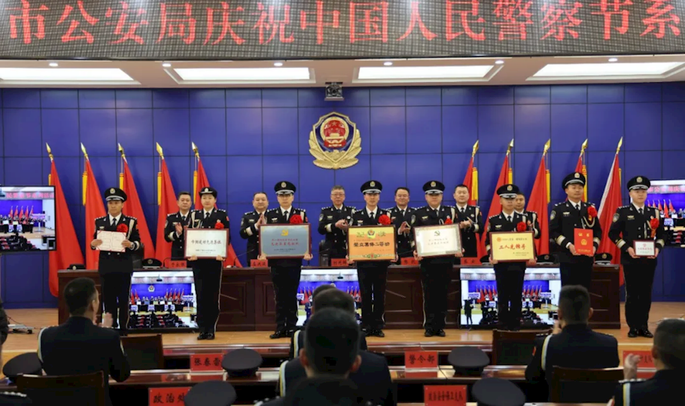 5d08ff990a9c44cb8db975859377f31c.png 5d08ff990a9c44cb8db975859377f31c.png