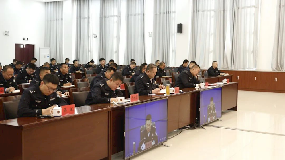 b19c86c79760451caf51e2b4719a174b.png b19c86c79760451caf51e2b4719a174b.png