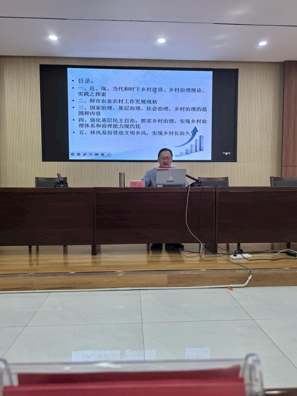 17c9f678b2fe4271bb427a2b7f240d11.jpg 17c9f678b2fe4271bb427a2b7f240d11.jpg