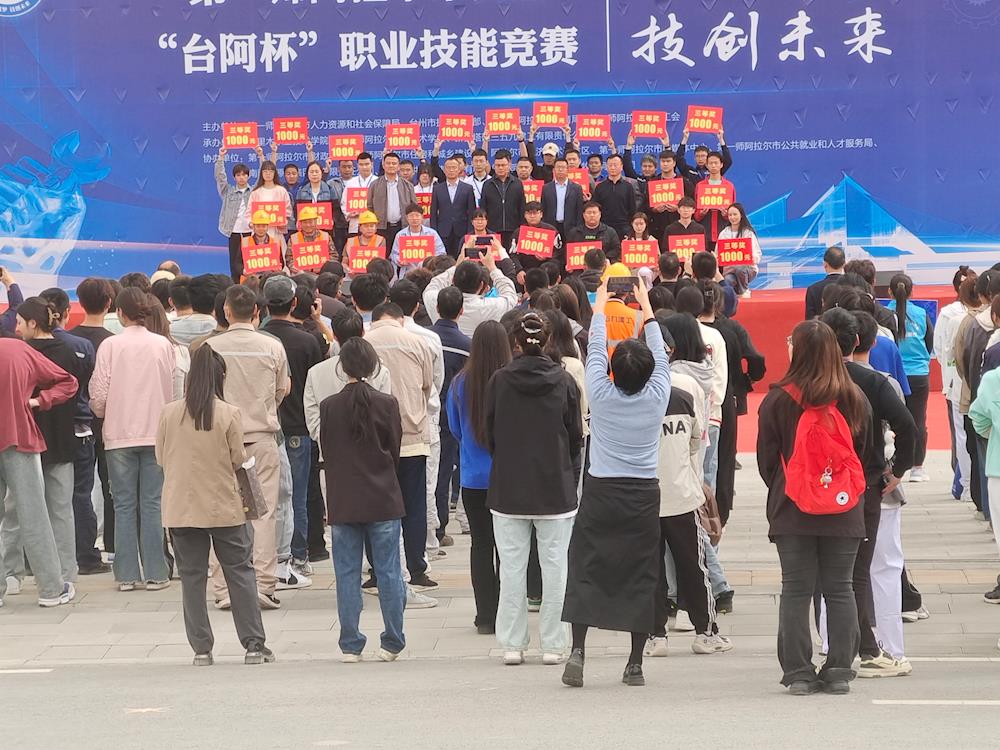 0c49b4762e7349c488257d9899dfe264.jpg 0c49b4762e7349c488257d9899dfe264.jpg