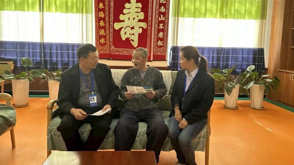 fd852b682c9b43f1bd104e4fa7c1ddd8.jpg fd852b682c9b43f1bd104e4fa7c1ddd8.jpg