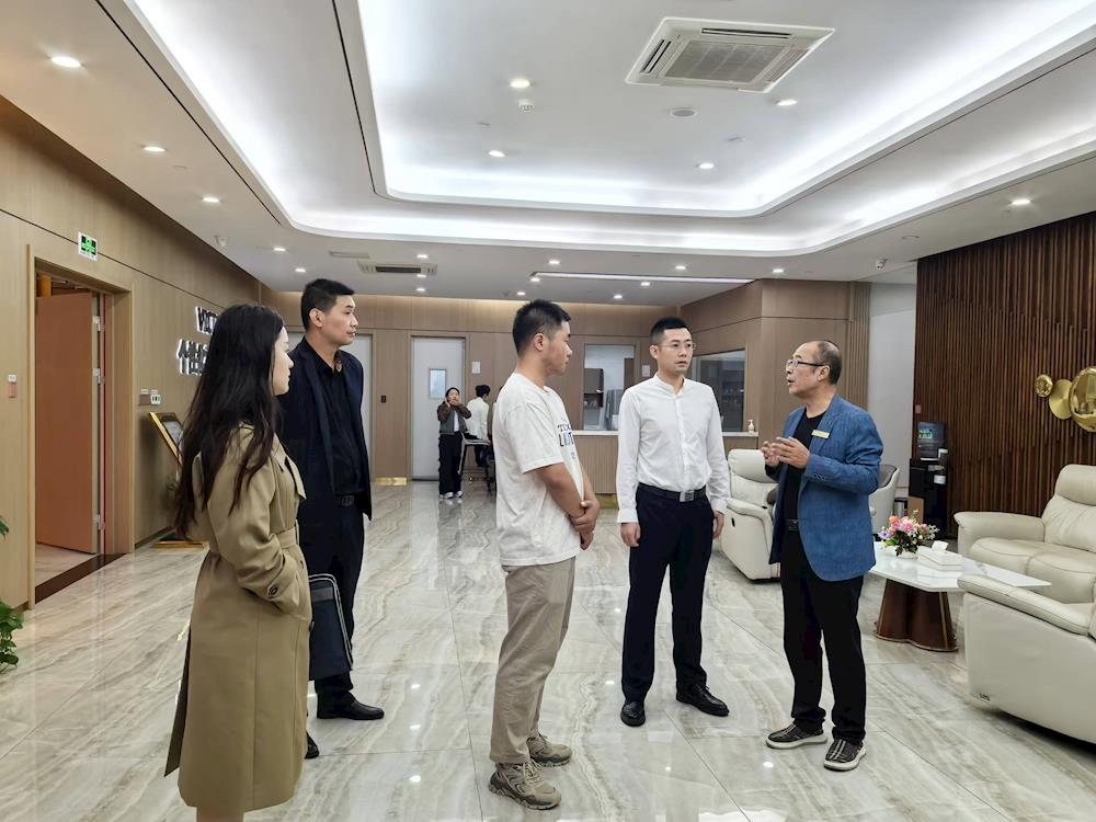 f4a15ec26e00402eaf7aba53b24a8043.jpg f4a15ec26e00402eaf7aba53b24a8043.jpg