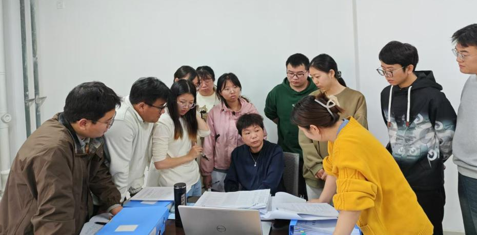 98e10dd464234f5ea325de8a9a17a57d.png 98e10dd464234f5ea325de8a9a17a57d.png