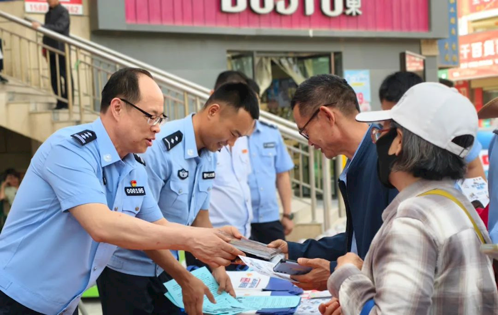 cbb54a9398864646a4dcb89121177783.png cbb54a9398864646a4dcb89121177783.png