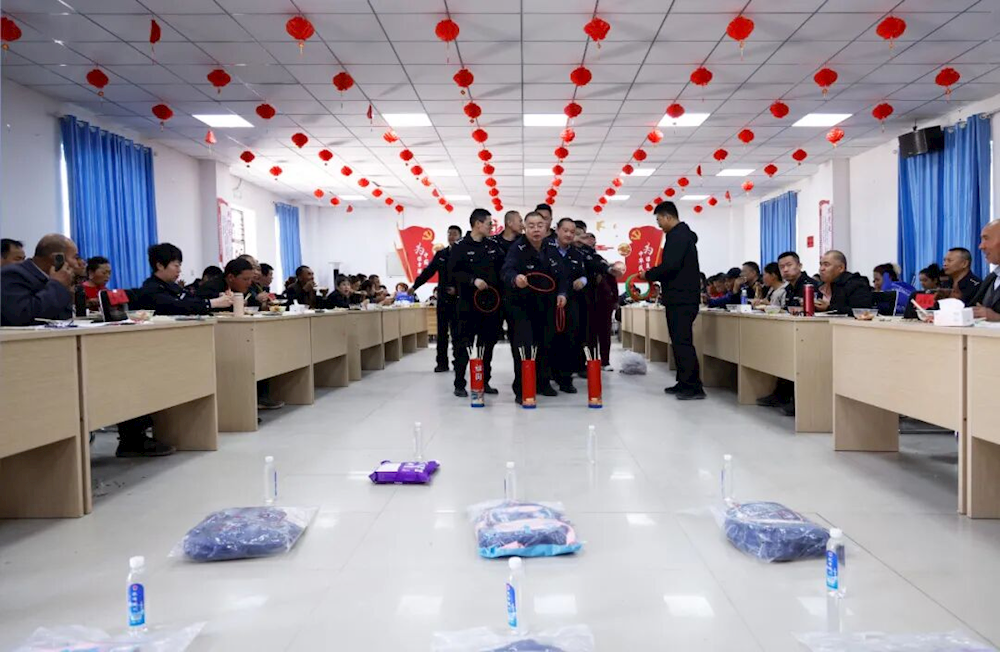 91cf8053dd0d4152a9253138e51ccf6f.png 91cf8053dd0d4152a9253138e51ccf6f.png