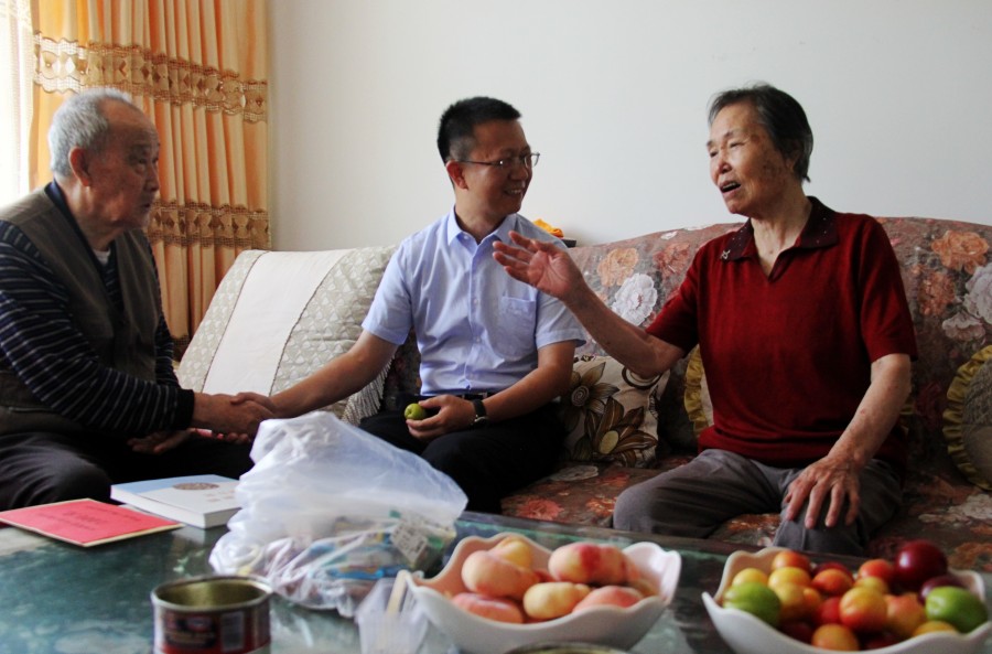 b5b79ab89e0a468f9de228aa2e7ccc27.jpg b5b79ab89e0a468f9de228aa2e7ccc27.jpg