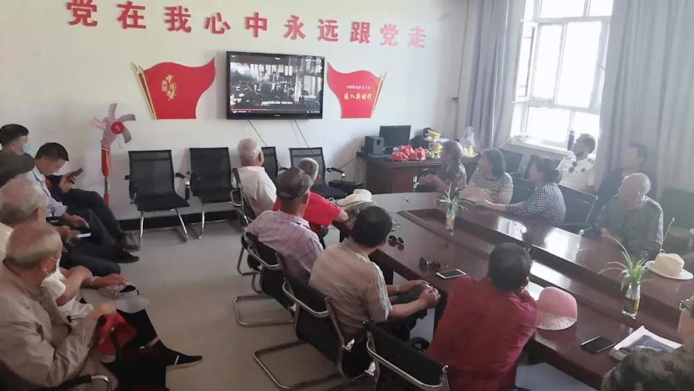 b8537c183012430bbfea6d81be081e33.jpg b8537c183012430bbfea6d81be081e33.jpg