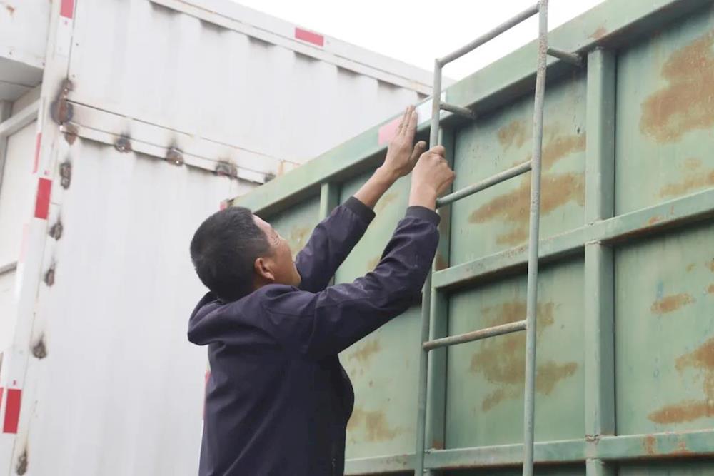 ebdca43e9c6e41cba85973de662f1d93.jpg ebdca43e9c6e41cba85973de662f1d93.jpg