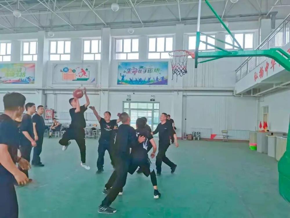 4bf96c66c5d44ae3a7919264fa46af5e.jpg 4bf96c66c5d44ae3a7919264fa46af5e.jpg