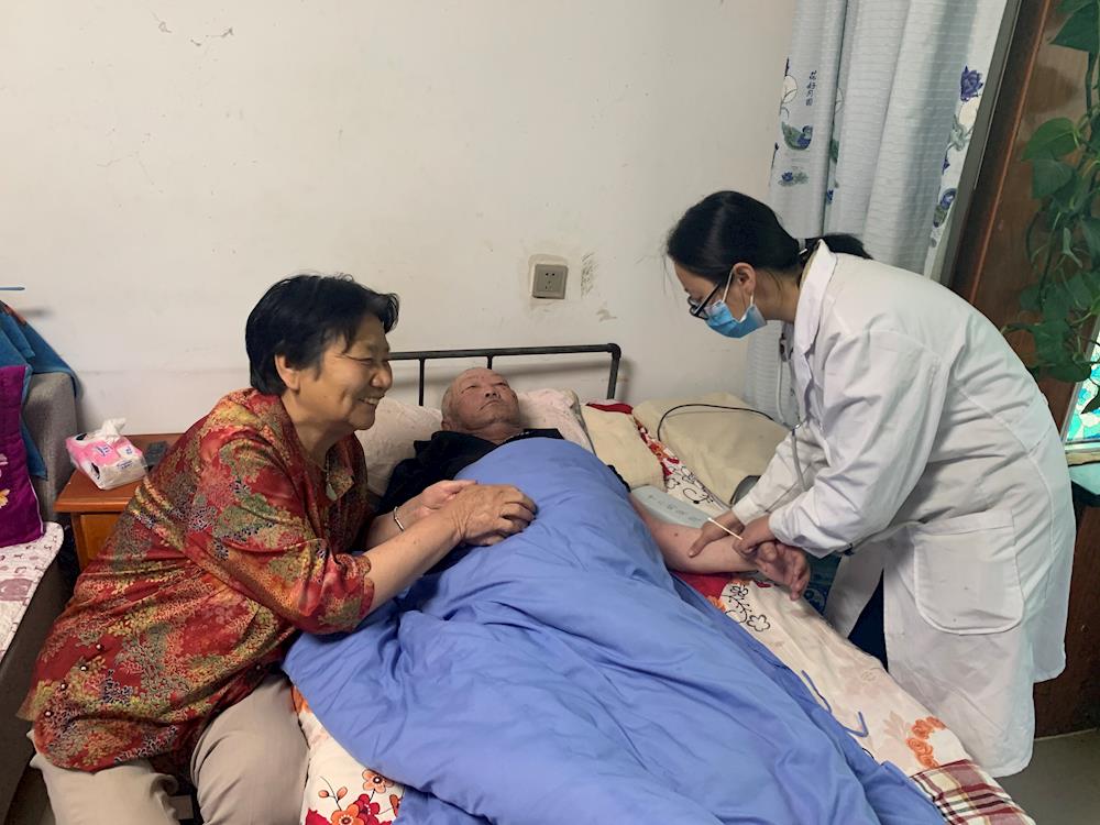 我為群眾辦實事 | 入戶體檢暖人心