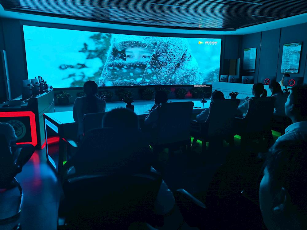 85da3f170801473192766cd630d964ba.jpg 85da3f170801473192766cd630d964ba.jpg