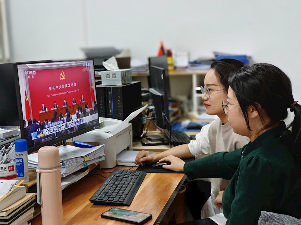 157c9f9c70734da38a1316cbae4ce0fa.jpg 157c9f9c70734da38a1316cbae4ce0fa.jpg