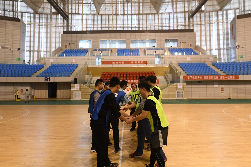 金銀川路街道聯合幸福路街道開展“慶元旦迎新年 追夢新時代”籃球聯誼賽 