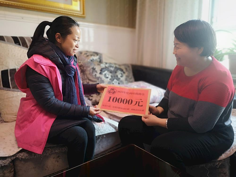 新時代文明實踐 | 婦聯關愛暖人心 做好貼心“娘家人” 