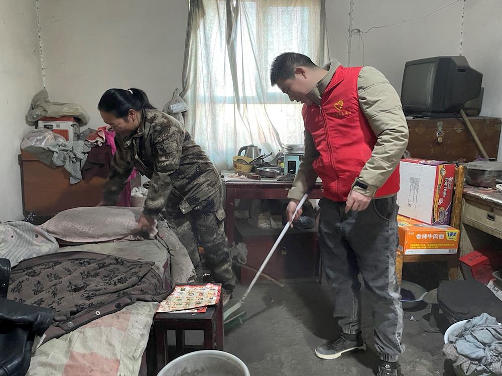 bafe41e470d248dfb2e93f4d3ad80fd4.jpg bafe41e470d248dfb2e93f4d3ad80fd4.jpg