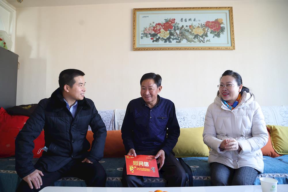 fbdde52000234e9c8f4944290033504c.jpg fbdde52000234e9c8f4944290033504c.jpg