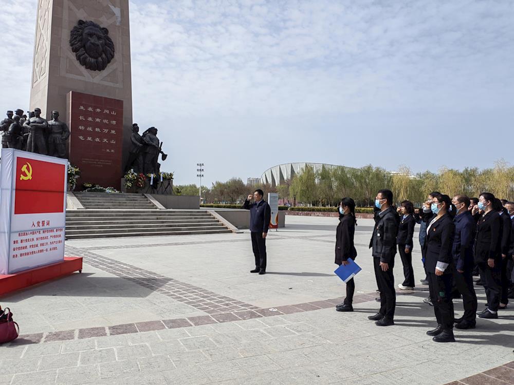 5db4d294e34c4942969351a6d48ded88.jpg 5db4d294e34c4942969351a6d48ded88.jpg