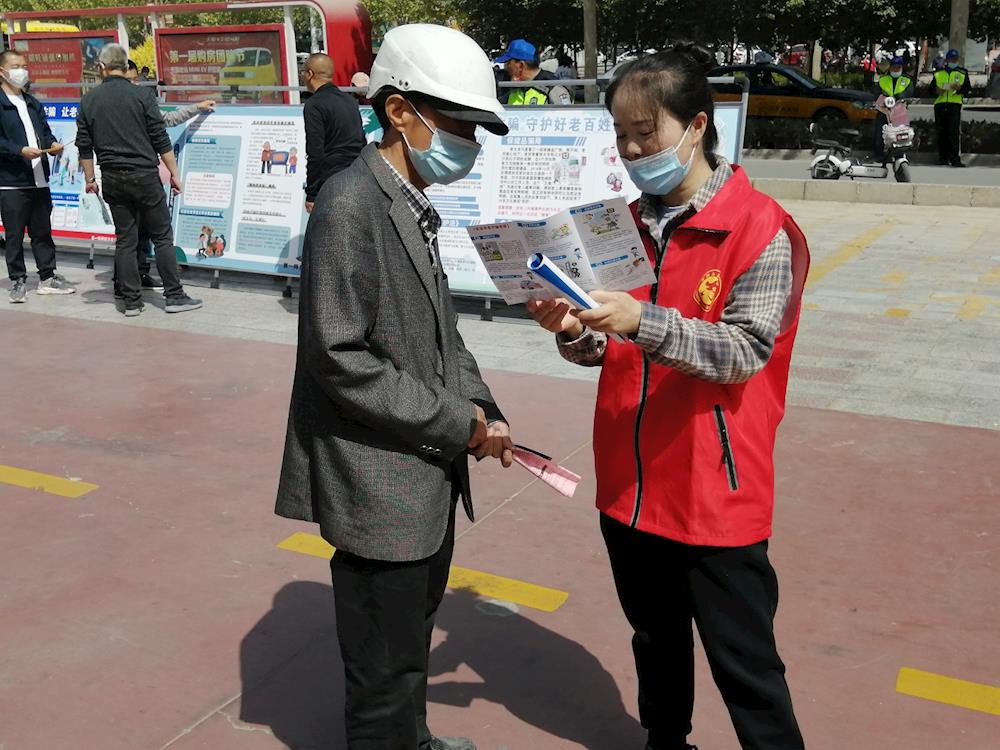 金銀川路街道多措并舉掀起防養老詐騙宣傳熱潮 