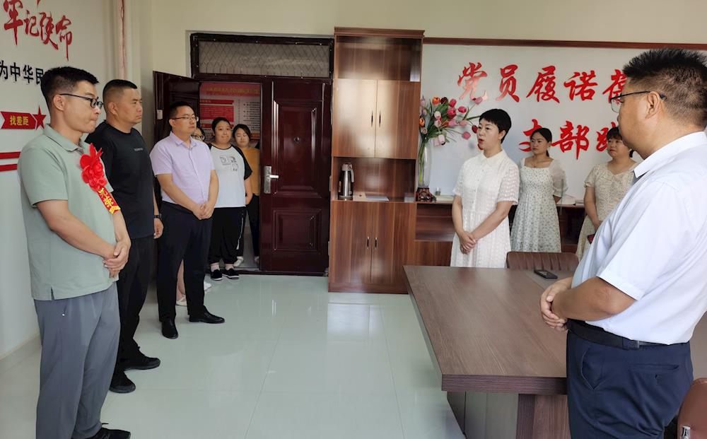 7cf2825e69b143c080b2f3cc5d4ba105.jpg 7cf2825e69b143c080b2f3cc5d4ba105.jpg