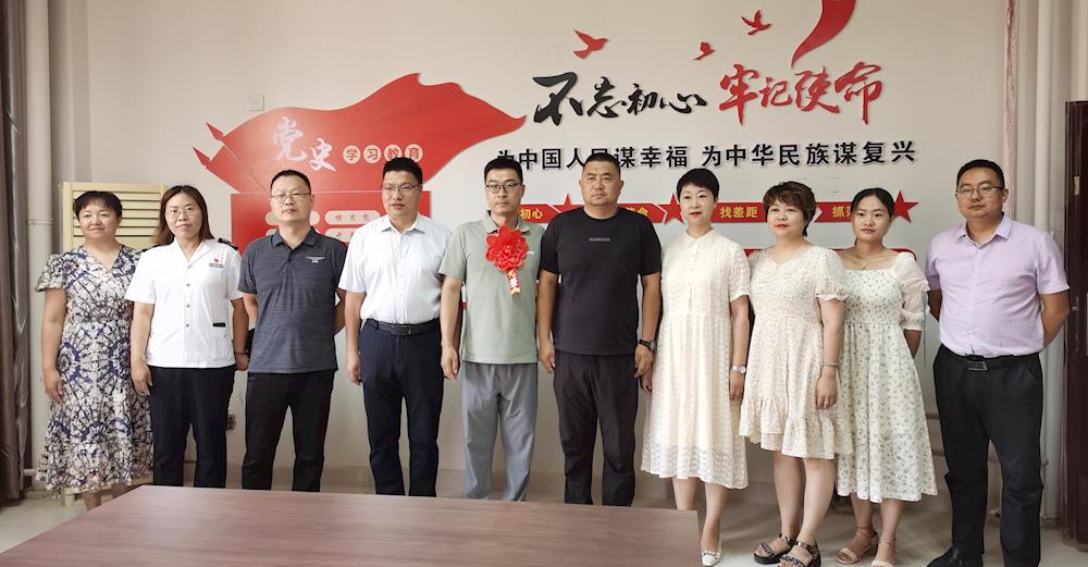 b725037b7ec54adc97cc599fad0f788c.jpg b725037b7ec54adc97cc599fad0f788c.jpg