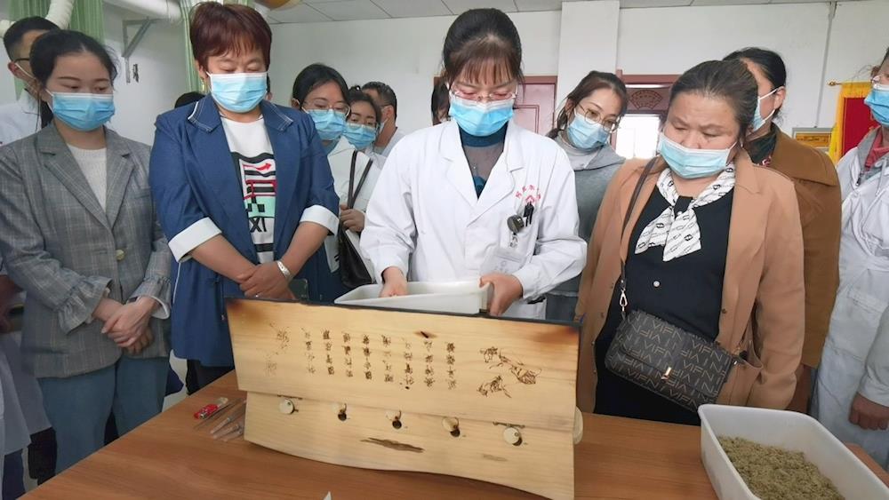 f9053354b31f41ae88315b736e21ff7f.jpg f9053354b31f41ae88315b736e21ff7f.jpg