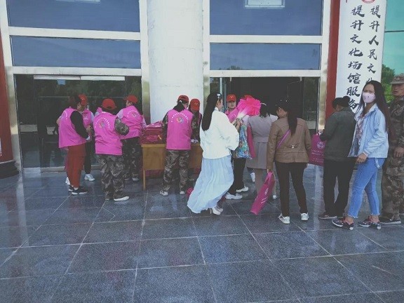 “關愛女性健康 免費兩癌篩查”