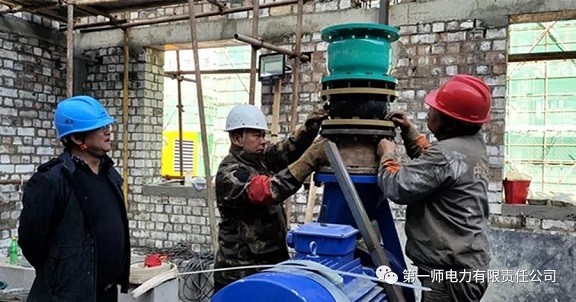 全力以赴重建金色家園換熱站 確保該區(qū)域如期供熱