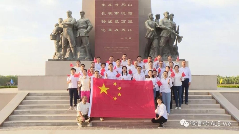 不忘初心、牢記使命丨師市宣傳系統向祖國獻禮 為城市添彩