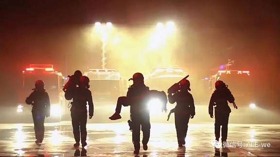 擷取一位“藍”朋友，看他是這樣煉成的~