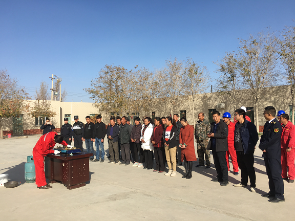 阿拉爾市市場監督管理局組織開展 液化氣站應急演練