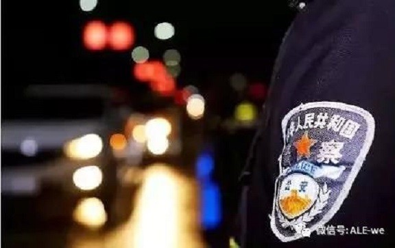 新春走基層丨那一抹“熒光綠”，成了寒冬最溫情的路標