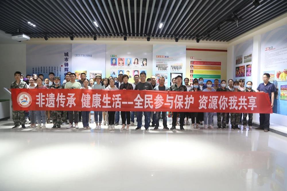 文化惠民扎扎實實 七團團史館迎來首批參觀者