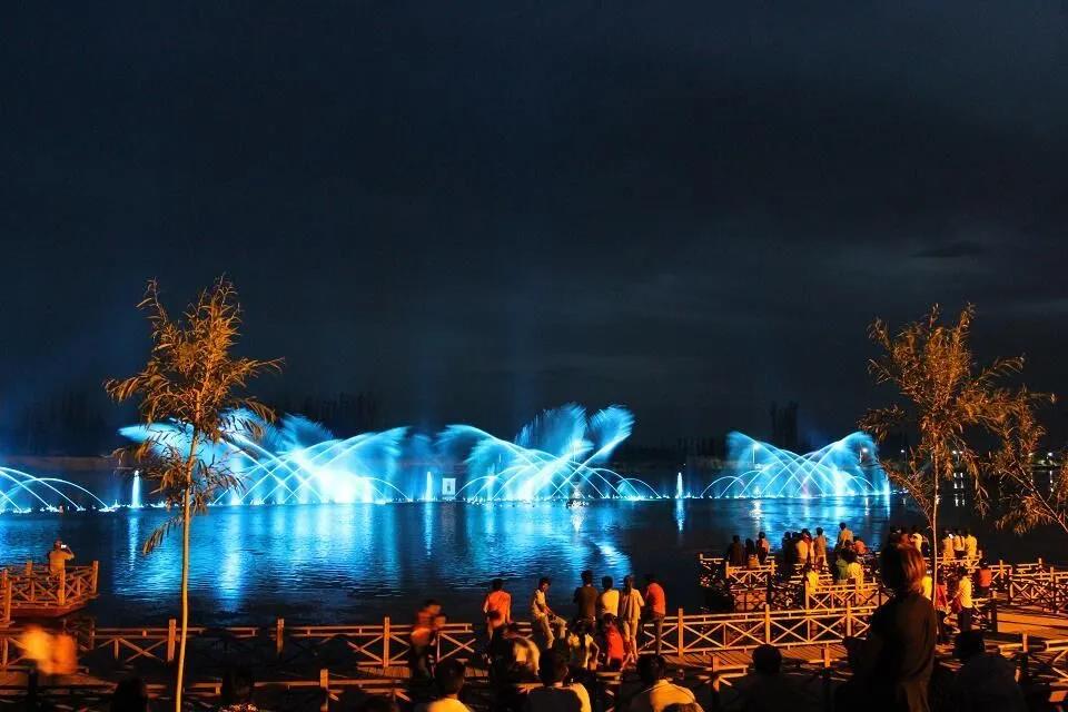 【我在等商也等你】地攤經濟“火”了，如意湖畔“活”了，七團人氣“旺”了