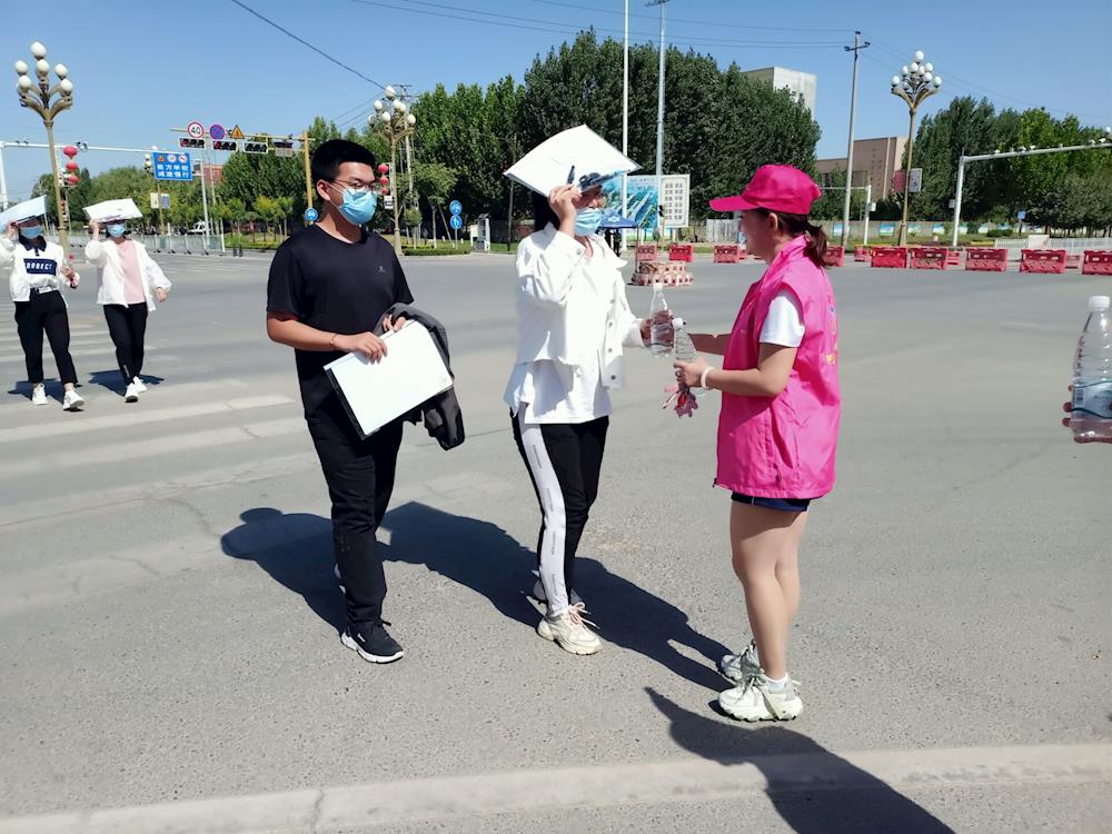 愛心助力 圓夢高考