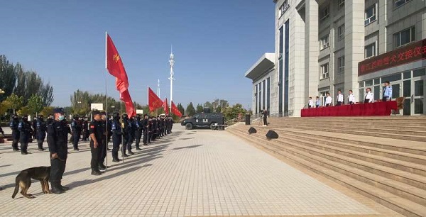 浙江省公安廳援贈警犬交接儀式暨指導交流座談會在特警支隊舉行