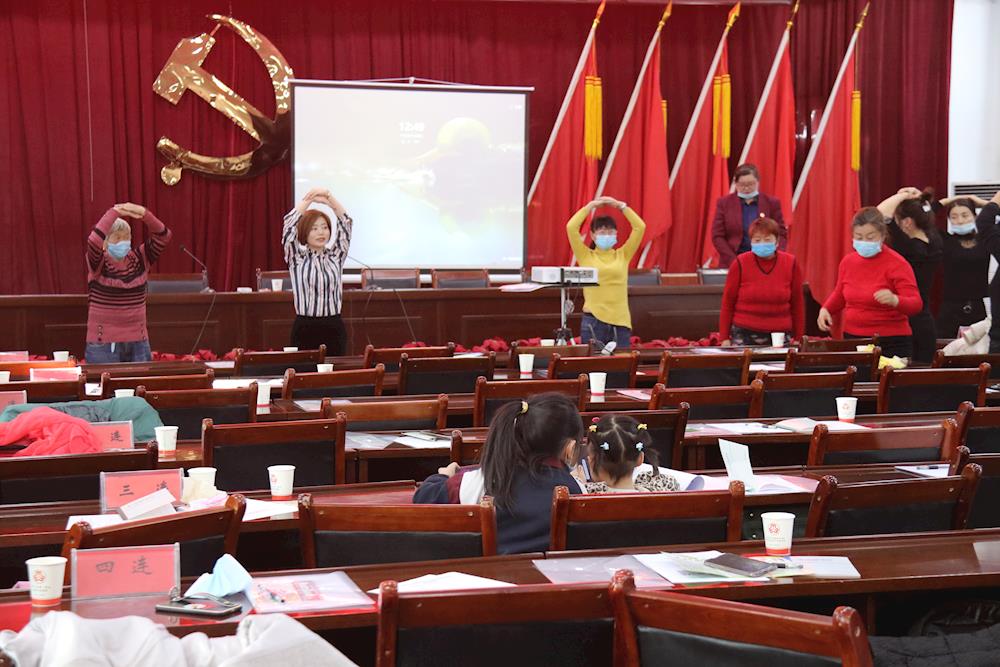 八團(tuán)舉辦家政技能服務(wù)培訓(xùn)班