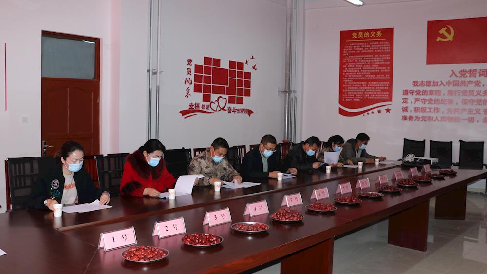 八團(tuán)舉辦“紅棗品質(zhì)提升·勞動(dòng)競(jìng)賽”品鑒會(huì)