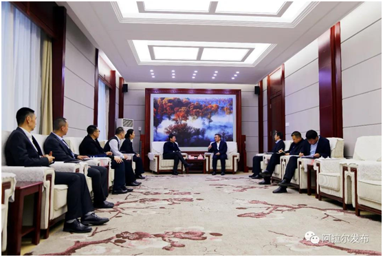 李斌會(huì)見(jiàn)中國(guó)農(nóng)業(yè)銀行新疆分行、兵團(tuán)分行黨委書記、行長(zhǎng)孫景偉一行