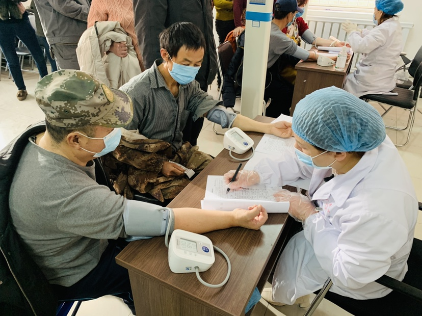 青松路街道：全民免費體檢暖人心