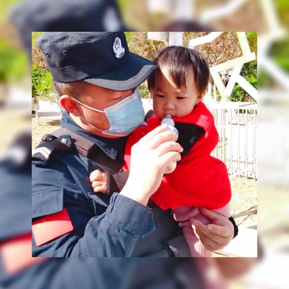 “鋼鐵直男”變身神奇“奶爸”？民警笑稱：真是辛苦而有愛的一天！