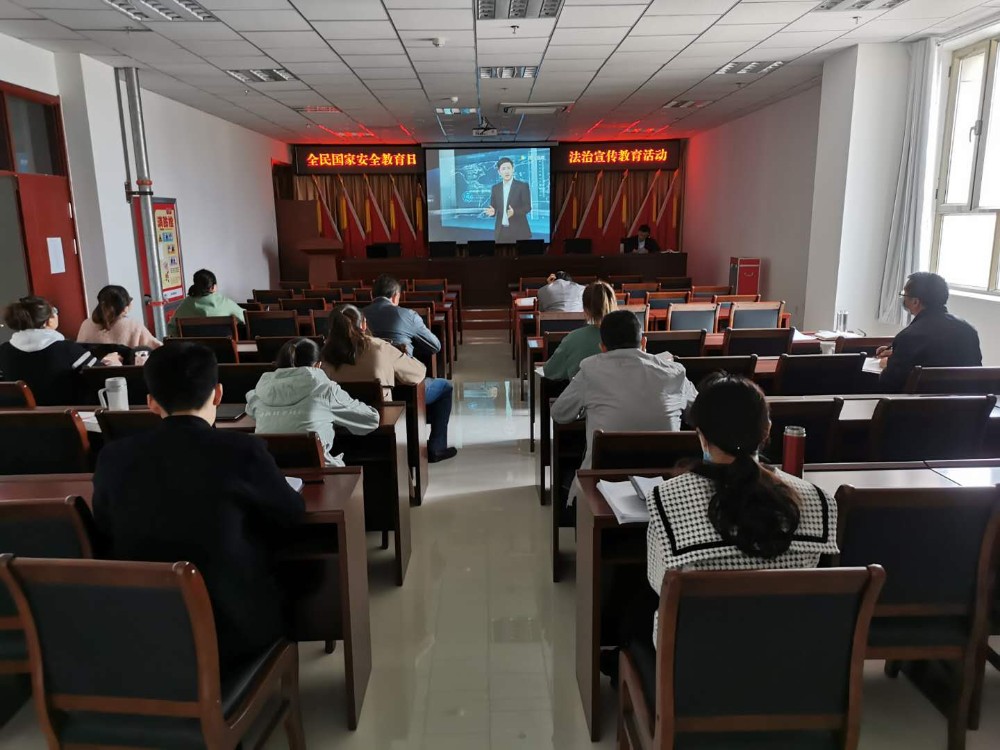 統眾公司開展全民國家安全教育日普法宣傳活動
