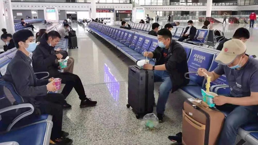 第一師阿拉爾市公安局偵破一起全鏈條電信詐騙案件