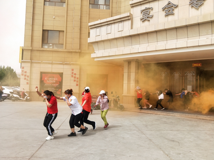 消防演練永不松懈 筑牢轄區安全“防火墻”