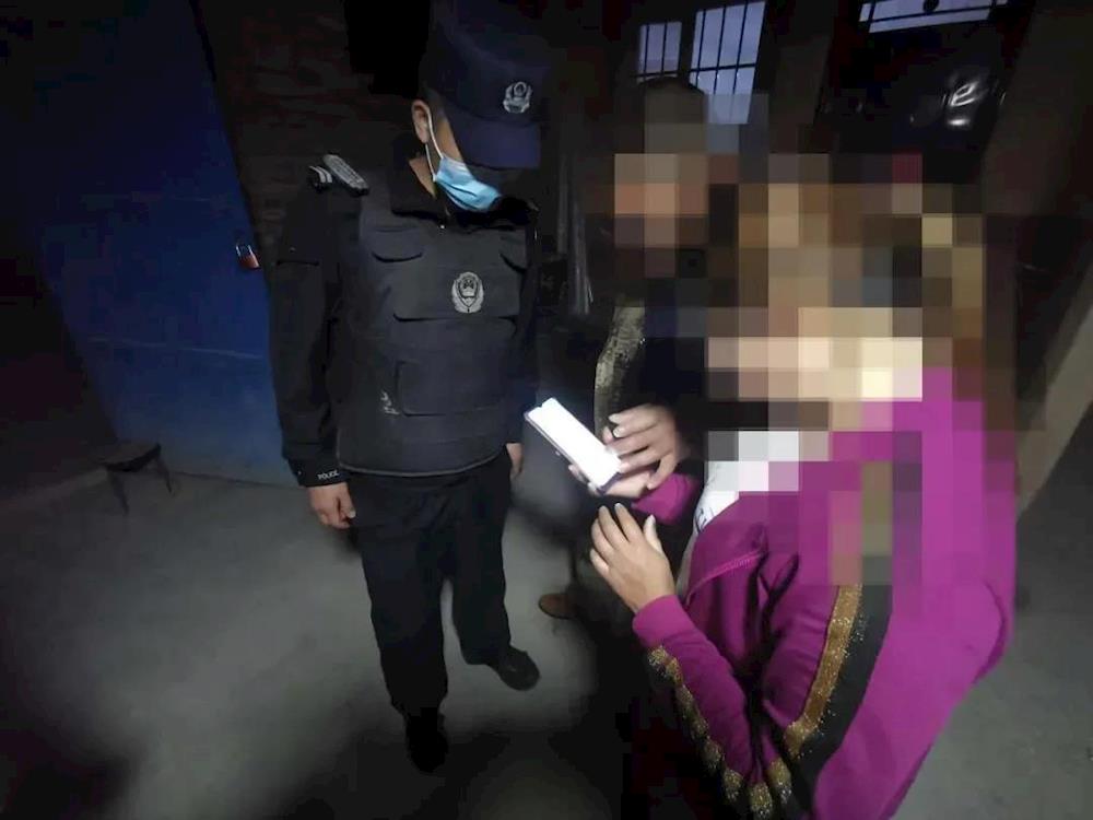 好在警察及時出現，要不然...