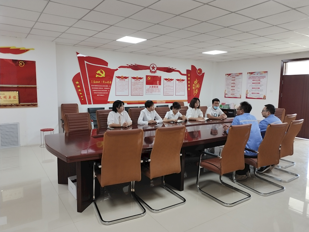 青松路街道攜手律師事務(wù)所送法進企業(yè)