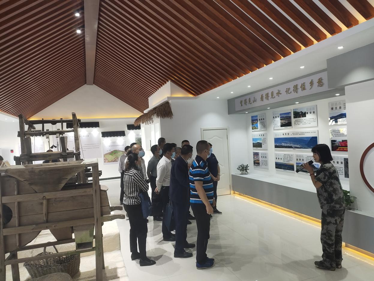 師市國資委召開第一師阿拉爾市國有企業座談會