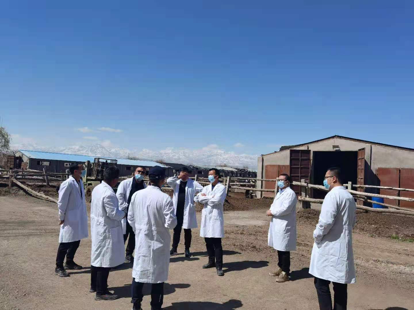 精準作業不放松，爭創先進班組