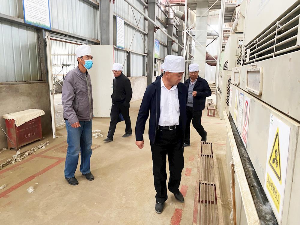 第一師阿拉爾市組織開展“三秋”期間安全生產大檢查