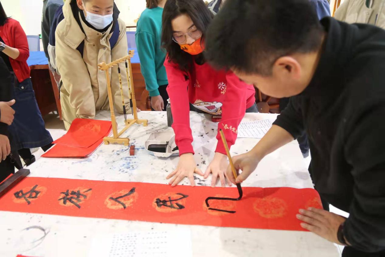 師市文旅局開展“歡歡喜喜過大年”迎新春系列活動